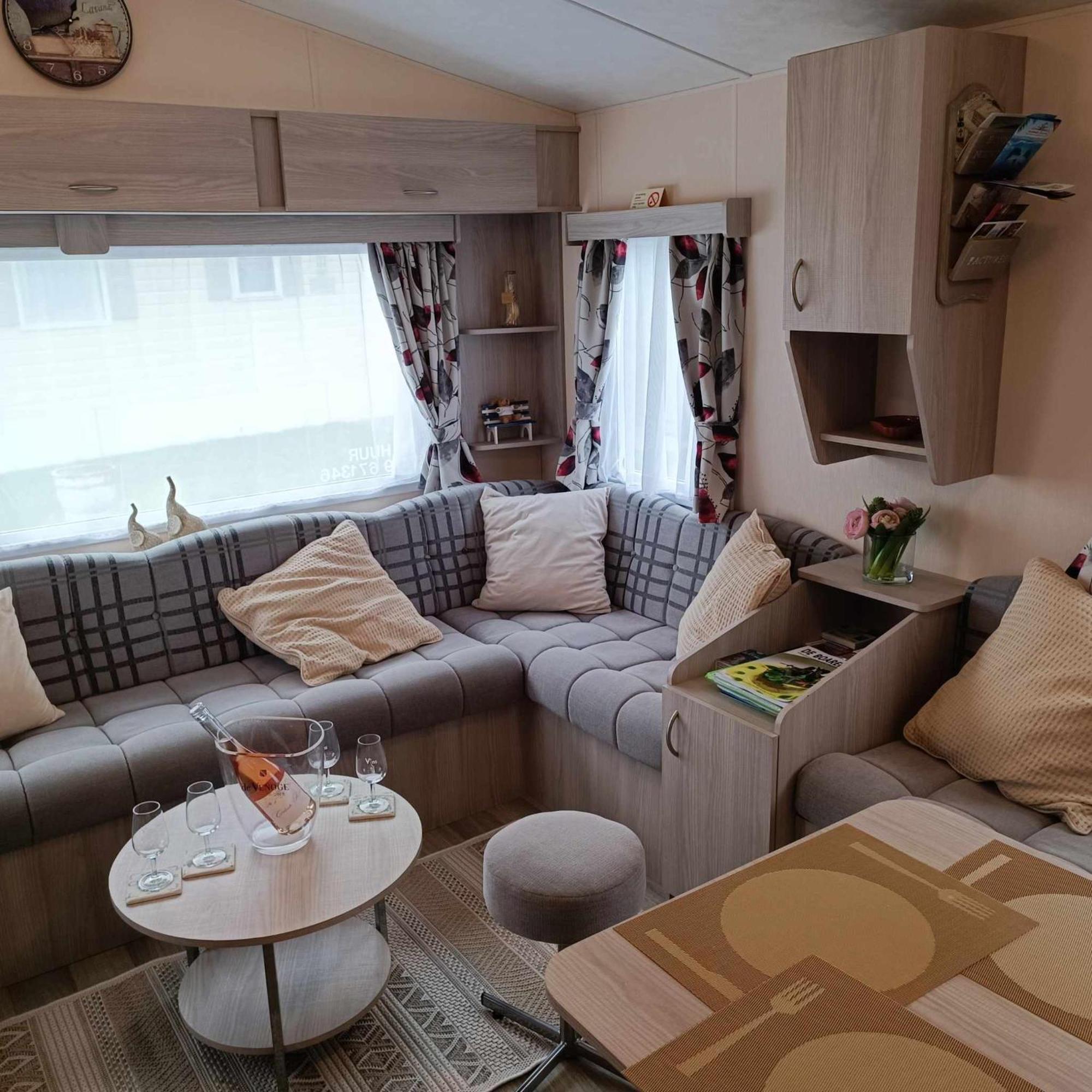 Caravan Aan Zee Arnani มิดเดิลแกร์เกอ ภายนอก รูปภาพ